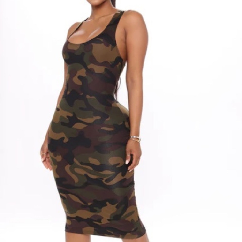 Fashion Nova Size S Black, Green, & Brown Camo Midi Dress
